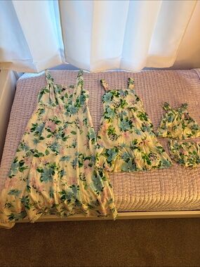 Old Navy Floral Tiered Sundress Set in Pastel Green and Pink